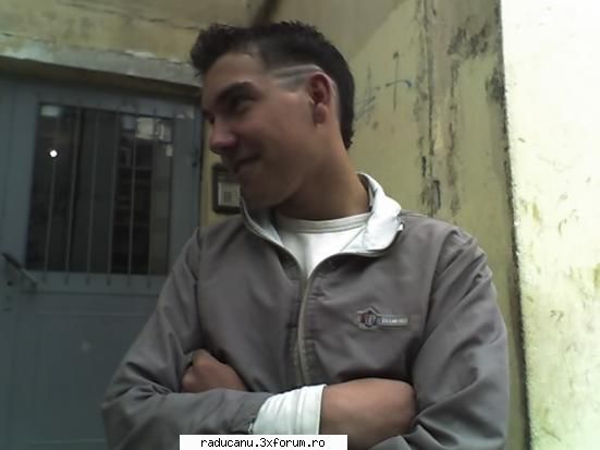 Poza............Misto:D - Aici sunt eu si vreau sa te cunosc si pe - Poze Cu RaduKanu
